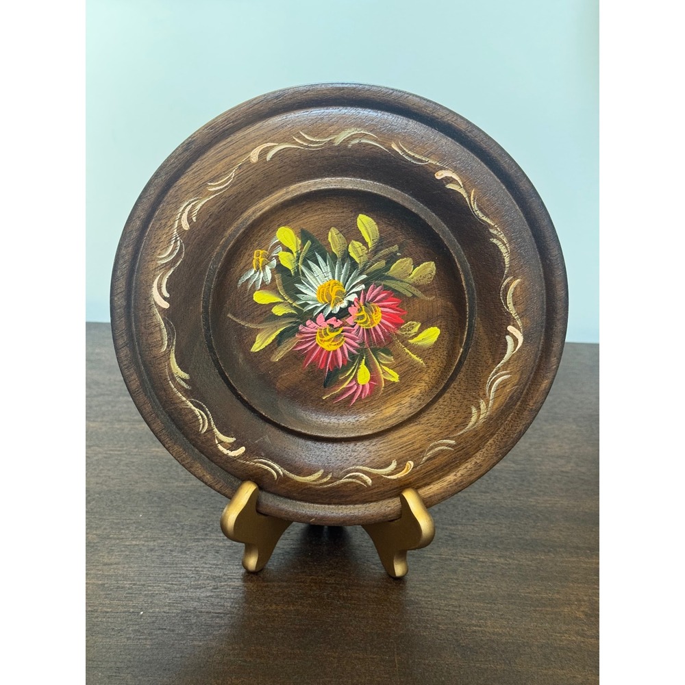 Vintage Hand Painted Wooden Floral Wall Plate Decorative Round Plaque 7.75 Inch
